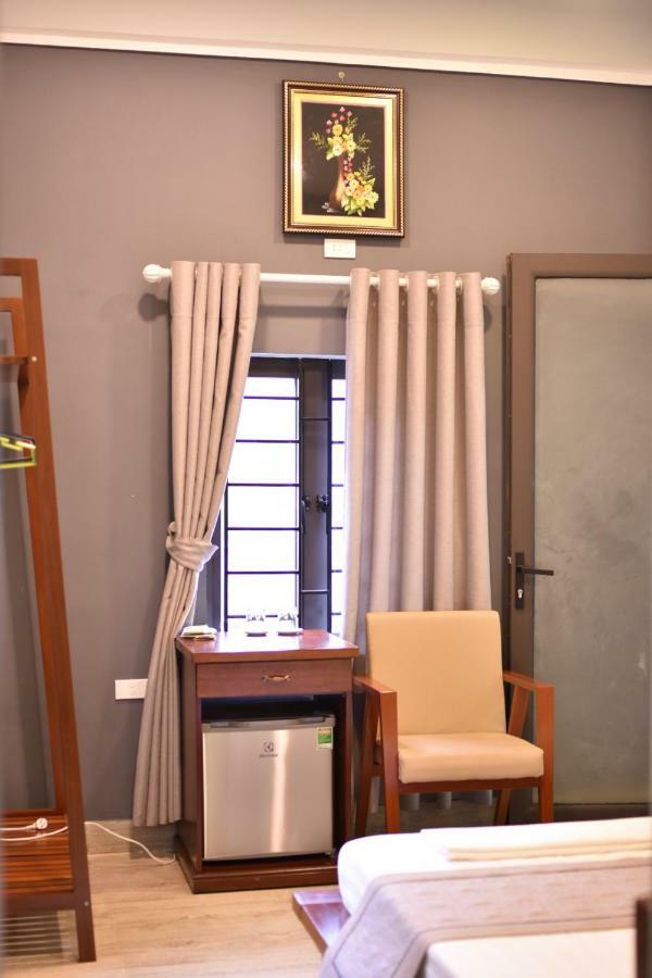 Motorvina'S Homestay Phong Nha Exterior photo