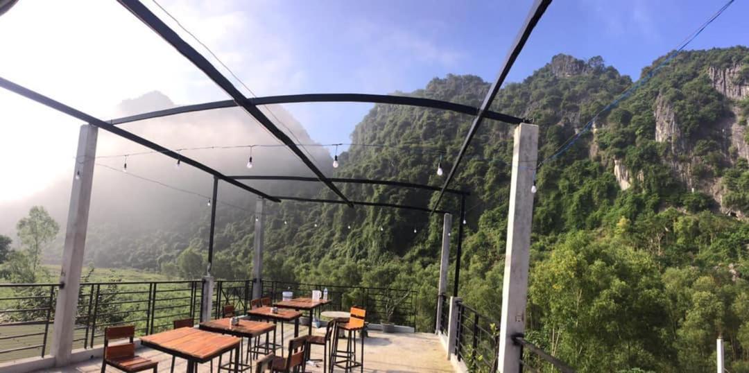 Motorvina'S Homestay Phong Nha Exterior photo